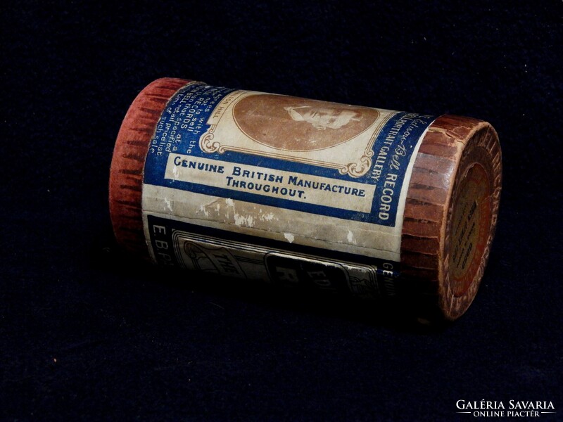 Edison Bell fonográf henger dobozában a XX. szd. legelejéről