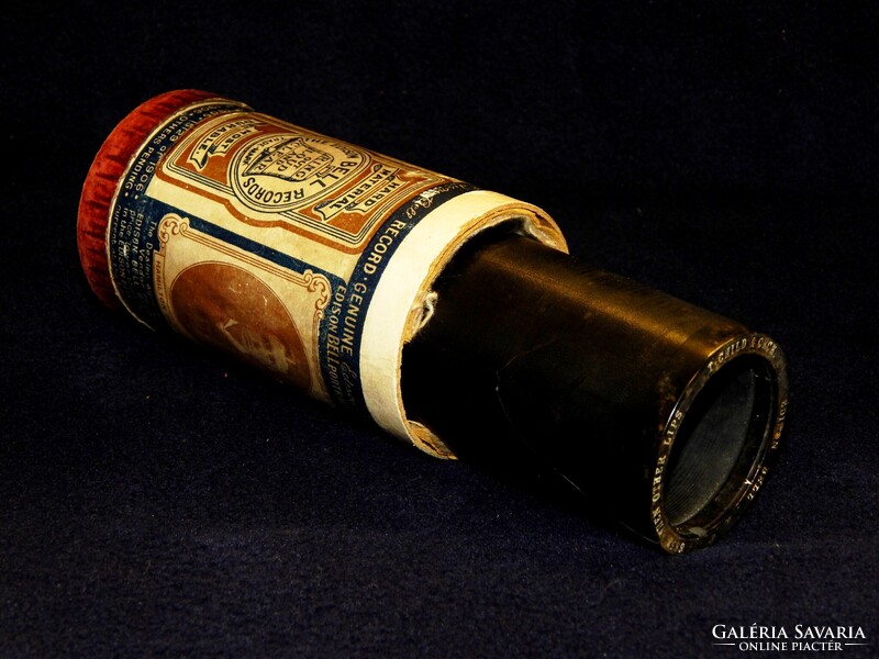 Edison Bell fonográf henger dobozában a XX. szd. legelejéről