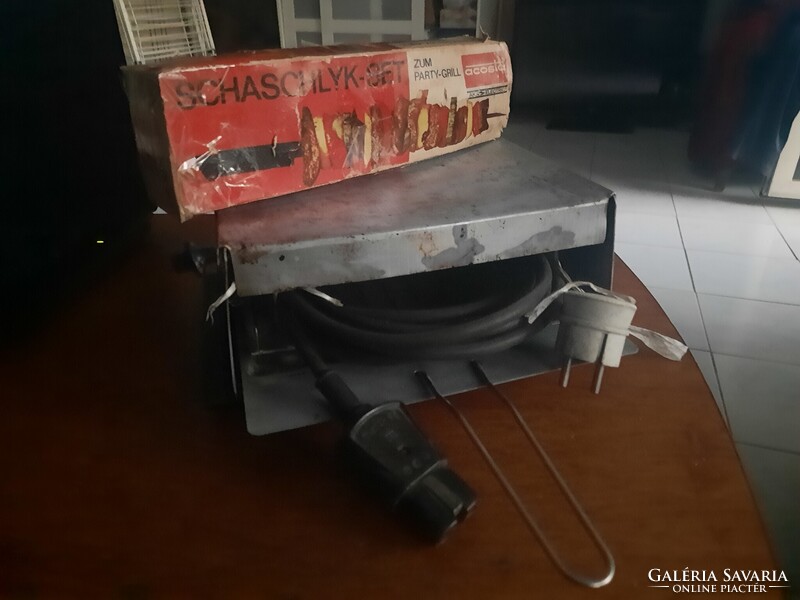 Retro eredeti AKA minigrill,szendvicssütő+saslik készlet