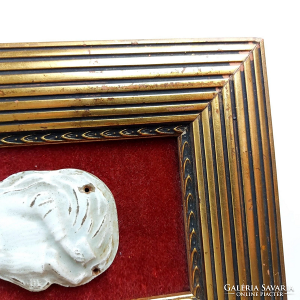 19. századi antik Madonna dombormű aranyozott faragott fakeretben