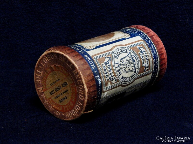 Edison Bell fonográf henger dobozában a XX. szd. legelejéről