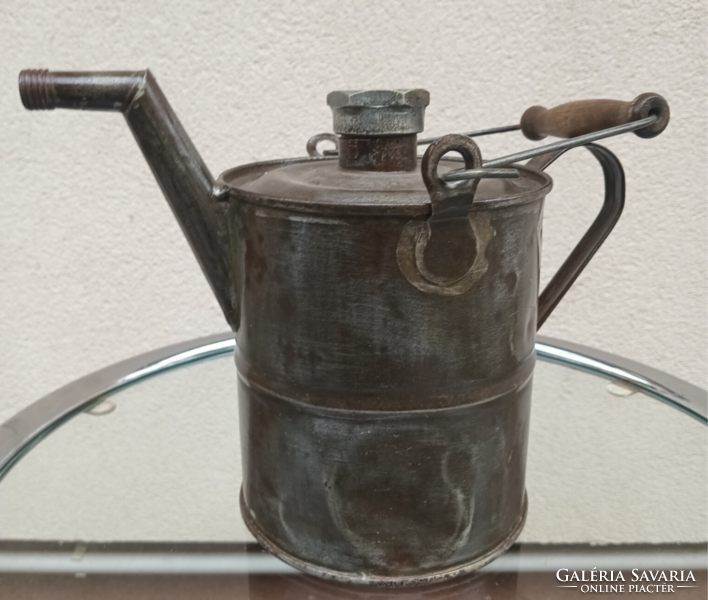 Katonai  veterán olajos kanna 1947 . Alkudható.