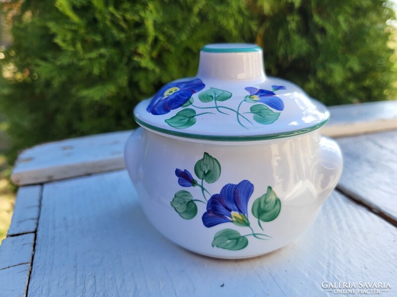 Herendi_kézzel festett petúniás mini sütőedény, sótartó