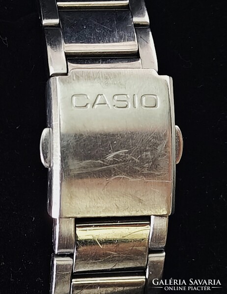 Jó állapotú Casio EF-310