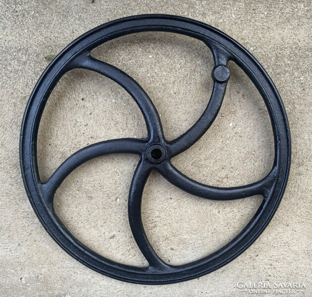 Öntöttvas kútkerék, daráló kerék (65 cm és 14 kg)