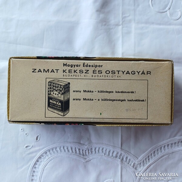 Régi kekszes karton doboz- Retro 1974! Kiváló áruk fóruma emblémával JUBILEUM VEGYES LINZER