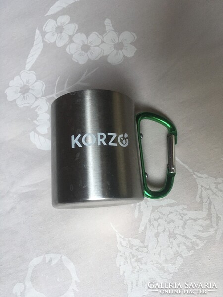 Fém színes karabineres bögre