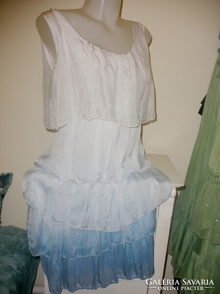 Selyem ruha "ég"színekkel