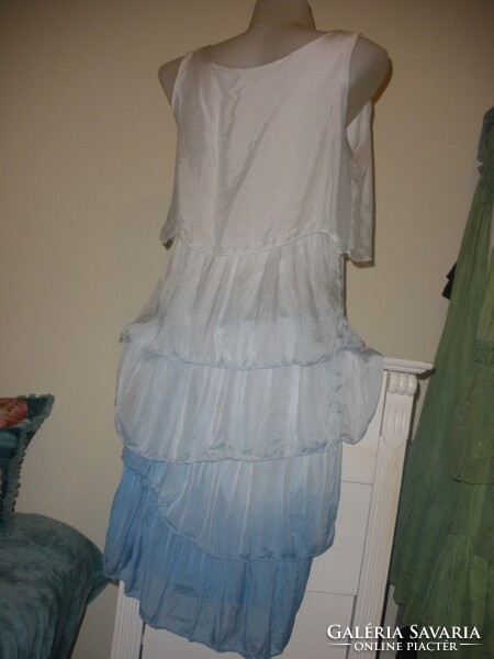 Selyem ruha "ég"színekkel