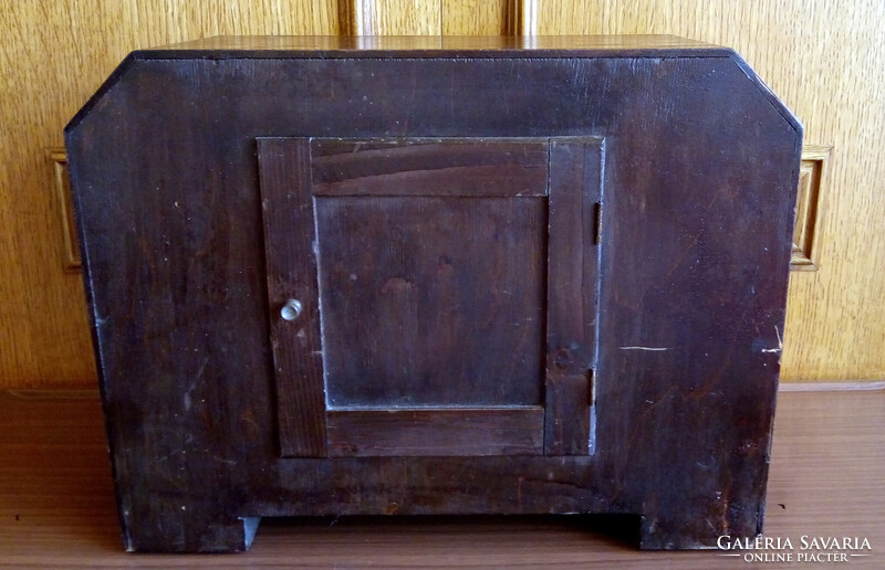 ART DECO MEGJELENÉSŰ ASZTALI KANDALLÓ ÓRA TOK