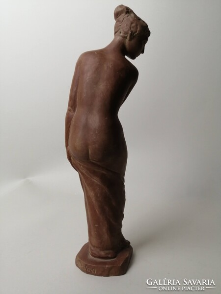 HALMÁGYI ISTVÁN /1897-1987/ - TERRAKOTTA AKT