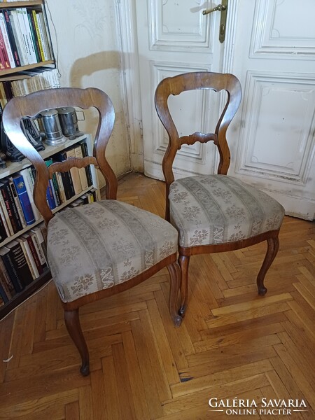 2 db antik szék (Louis-Philippe stílus)