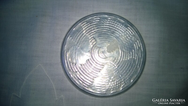 Ékszertartó tálka virágokkal -fém,ezüst szín, átm. 8 cm