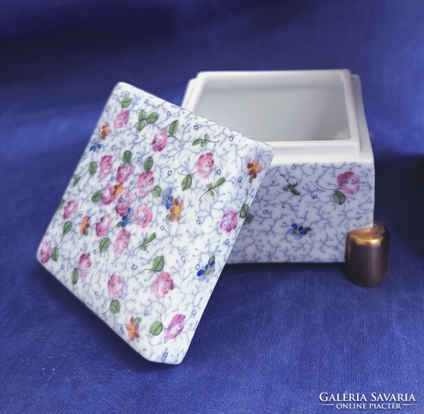 Ritka, Herendi fedeles dobozka. Új, eredeti dobozában. Hibátlan gyűjtői porcelán.