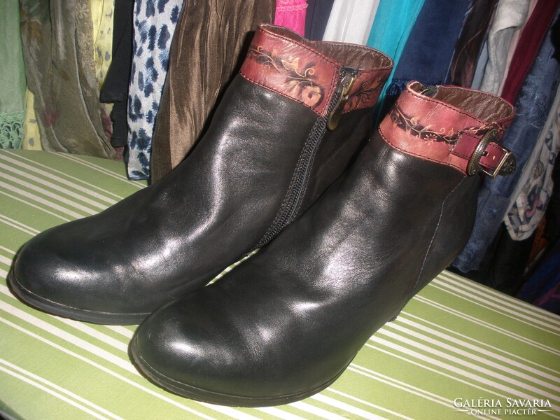 Laura Vita SoftComfort bőr bokacsizma 37