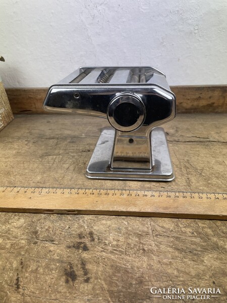 -AV708- Régi Ampia Tésztakészítő Gép Tésztagép Dobozában