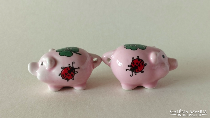 MINI PORCELÁN SZERENCSEHOZÓ MALACKÁK NÉGYLEVELŰ LÓHERÉVEL,KATICA BOGÁRRAL