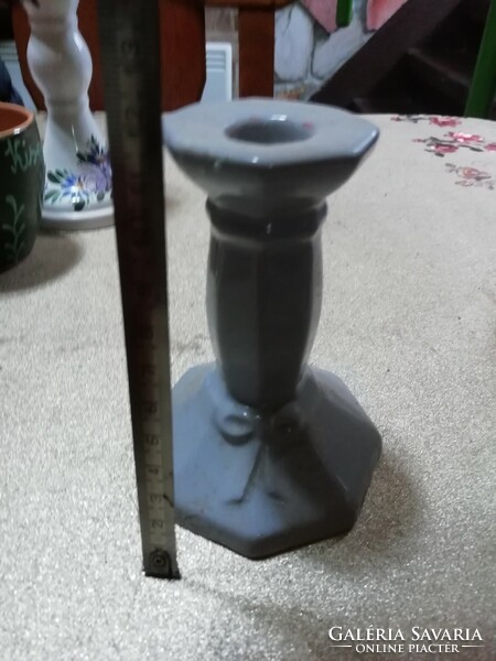 Kerámia gyertyatartó 23. A képeken látható állapotban van.Akció Aukció több száz termék vegye vigye