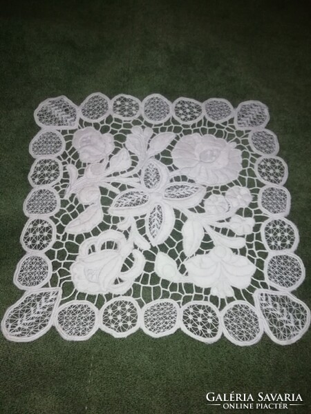 Kalocsai fehér riselt terítő 20 cm x 20 cm 20.