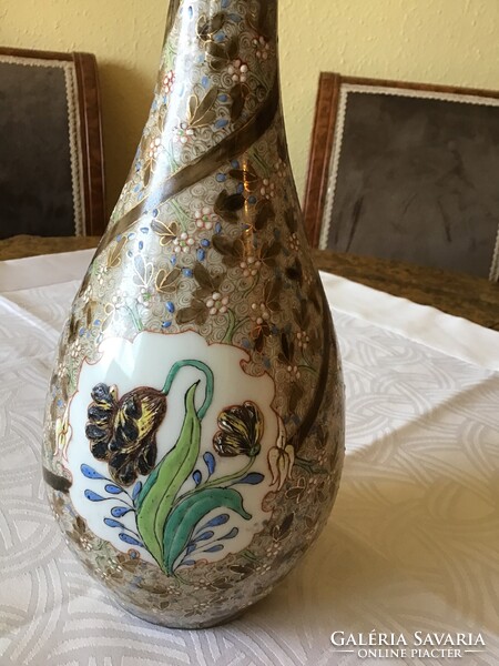 Fischer Vilmos cubas  tányérok ès váza