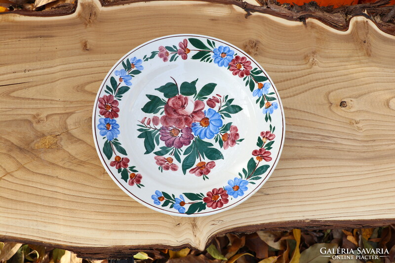 Kispesti kerámia falitányér