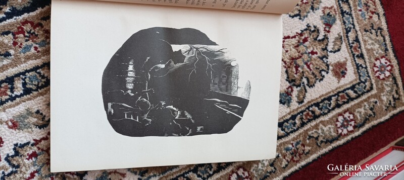 Fehér holló! Sorszámozott Kassák és Varsányi által dedikált kiadvány!