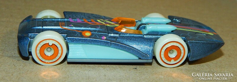 Hot Wheels -- Chevroletor -- hibátlan kisautó -- gyűjteményből !