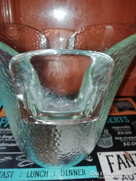 Régi üveg váza különleges darab Sok Aukció és Akciók Vegye Vigye