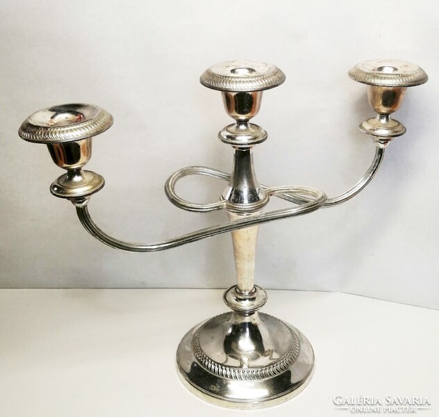 Ezüstözött neobarokk stílusú ívelt karos asztali gyertyatartó. Retro iparművészeti alkotás