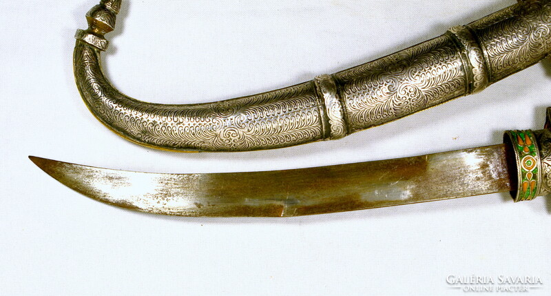 1900 körül ORIENTALISTA - KELETI GÖRBE TŐR EZÜST BERAKÁSOS TOKKAL ÉS MARKOLATTAL !