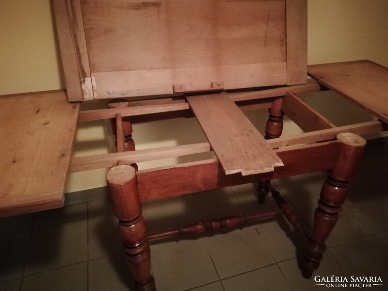 Régi ónémet ebédlőasztal