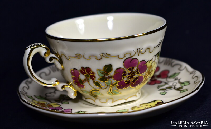 ZSOLNAY PILLANGÓ MINTÁS PORCELÁN KÁVÉSCSÉSZE
