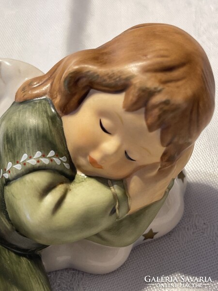 Gyögyőrű Hummel-Goebel alvó angyal.