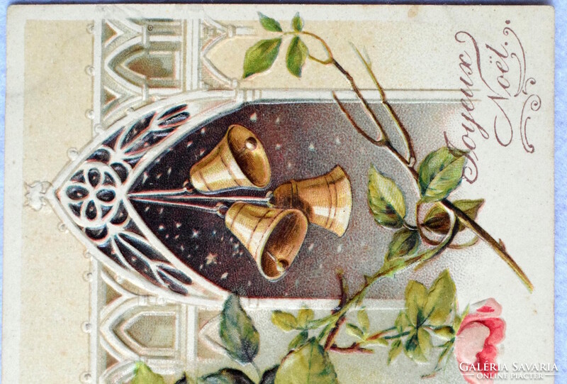 Antik dombornyomott Karácsonyi képeslap Szent Család harangtorony vadrózsa  1921