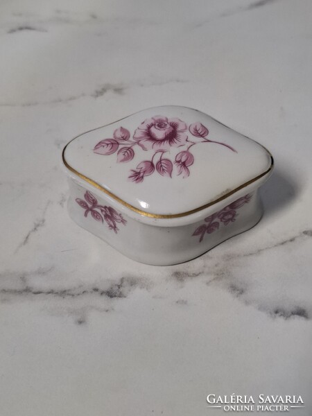 Hollóházi porcelán kis bonbonier