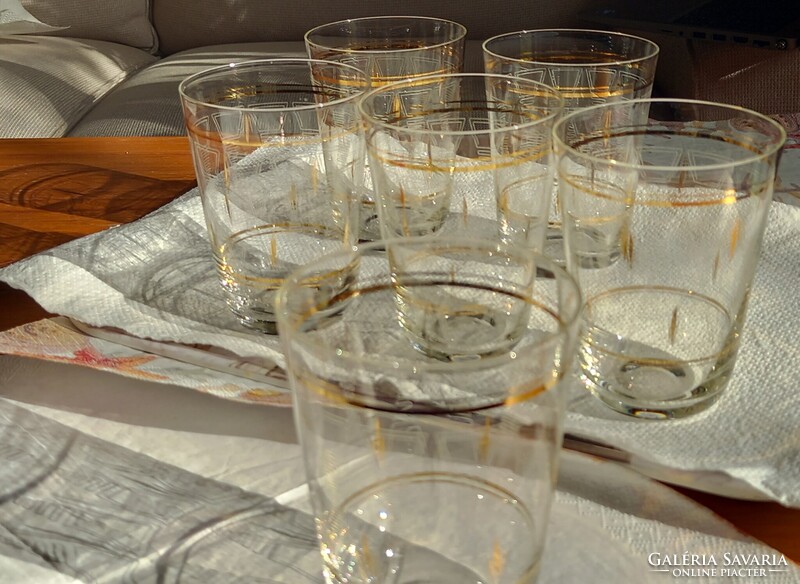 Régi, szépen metszett, aranyozott üvegpohár készlet (6 vizespohár)