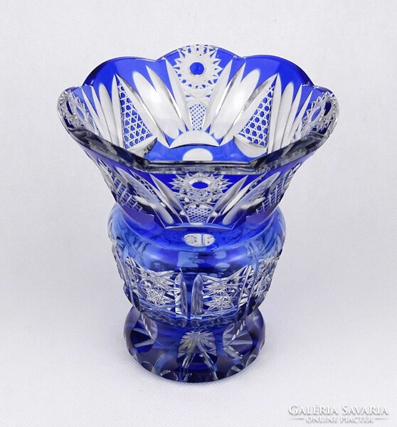 1X662 Régi talpas kék csiszolt kristály váza 16 cm
