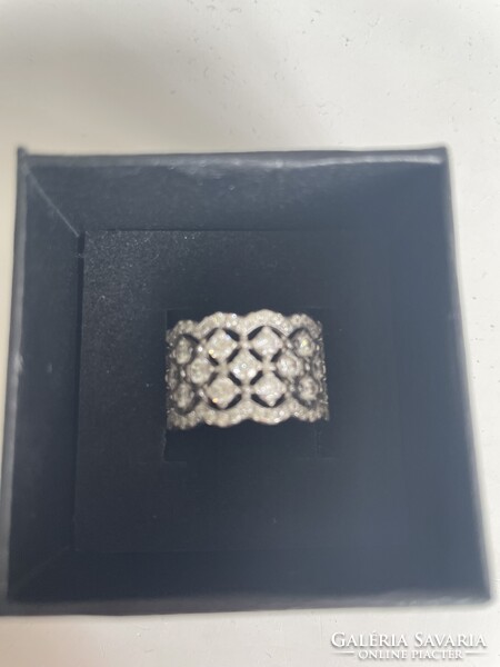 Széles moissanite gyémánt gyűrű ezüst foglalatban