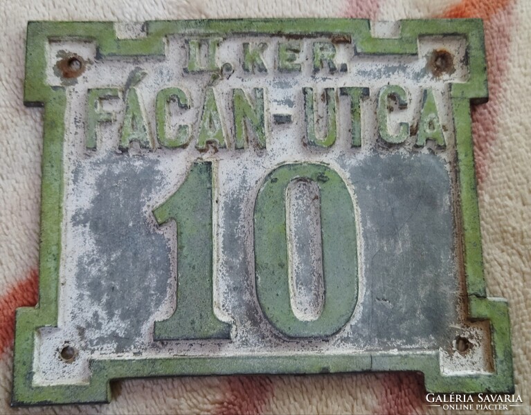 Régi budapesti kis utcanév tábla