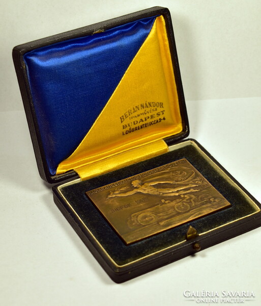 BeránLajos(1882-1943) MAGYAR ATLÉTIKAI CLUB MOTORSPORT OSZTÁLYA SIÓFOK 1932 EREDETI DOBOZÁBAN !