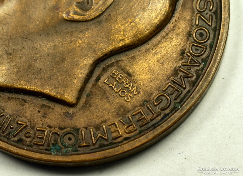 Berán Lajos (1882-1943) Gróf Klebelsberg Kunó bronz plakett 1930