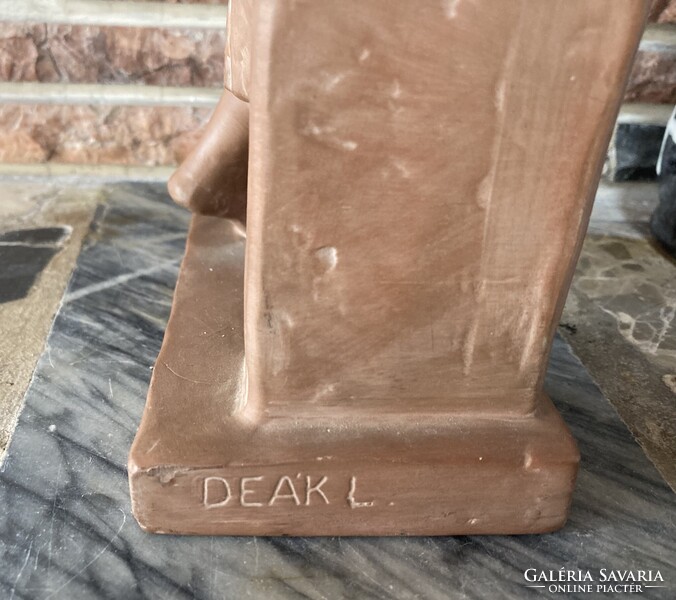 Deák László terrakotta szobor (nagy méretű)