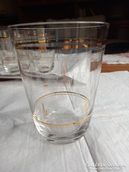 Régi, szépen metszett, aranyozott üvegpohár készlet (6 vizespohár)