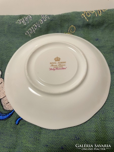 Royal Albert  „Lady Hamilton