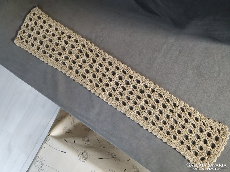 Antik horgolt futó, terítő vagy sál