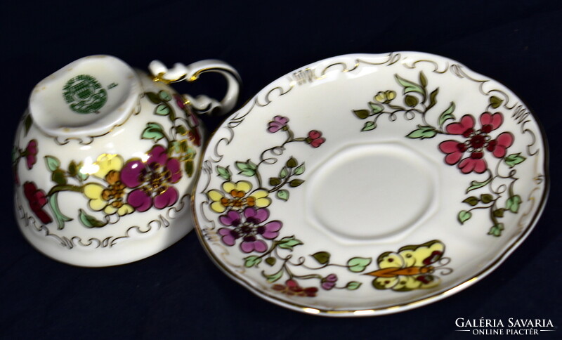 ZSOLNAY PILLANGÓ MINTÁS PORCELÁN KÁVÉSCSÉSZE
