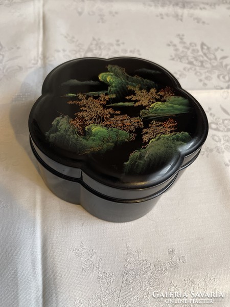 Nagyon szép virág alakú lakk fa kézzel festett ékszertartó