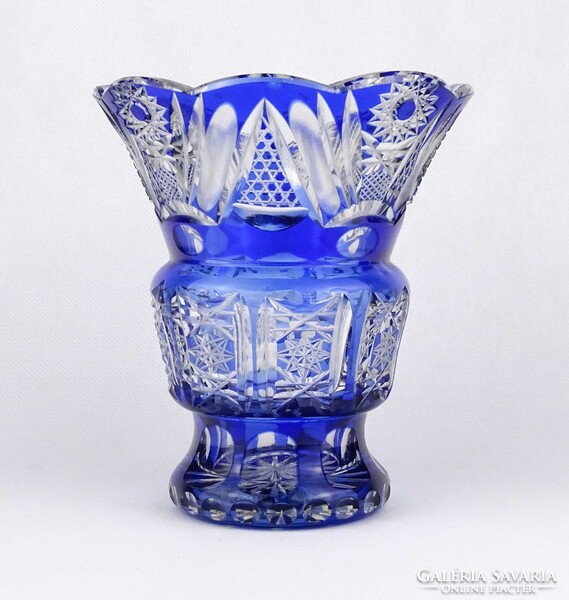 1X662 Régi talpas kék csiszolt kristály váza 16 cm