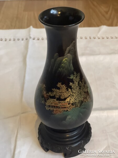 Nagyonszép Kinai kézzel festett  lakk fa váza, nagy.
