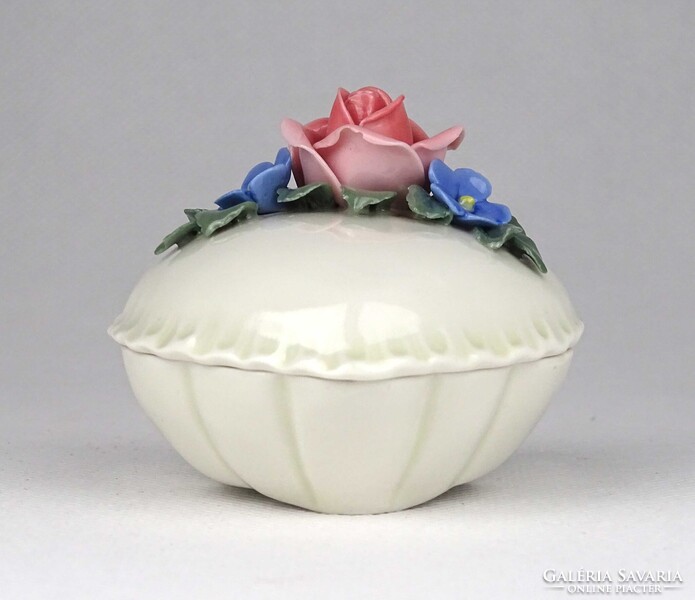 1X655 Régi szív alakú rózsás ENS porcelán bonbonier